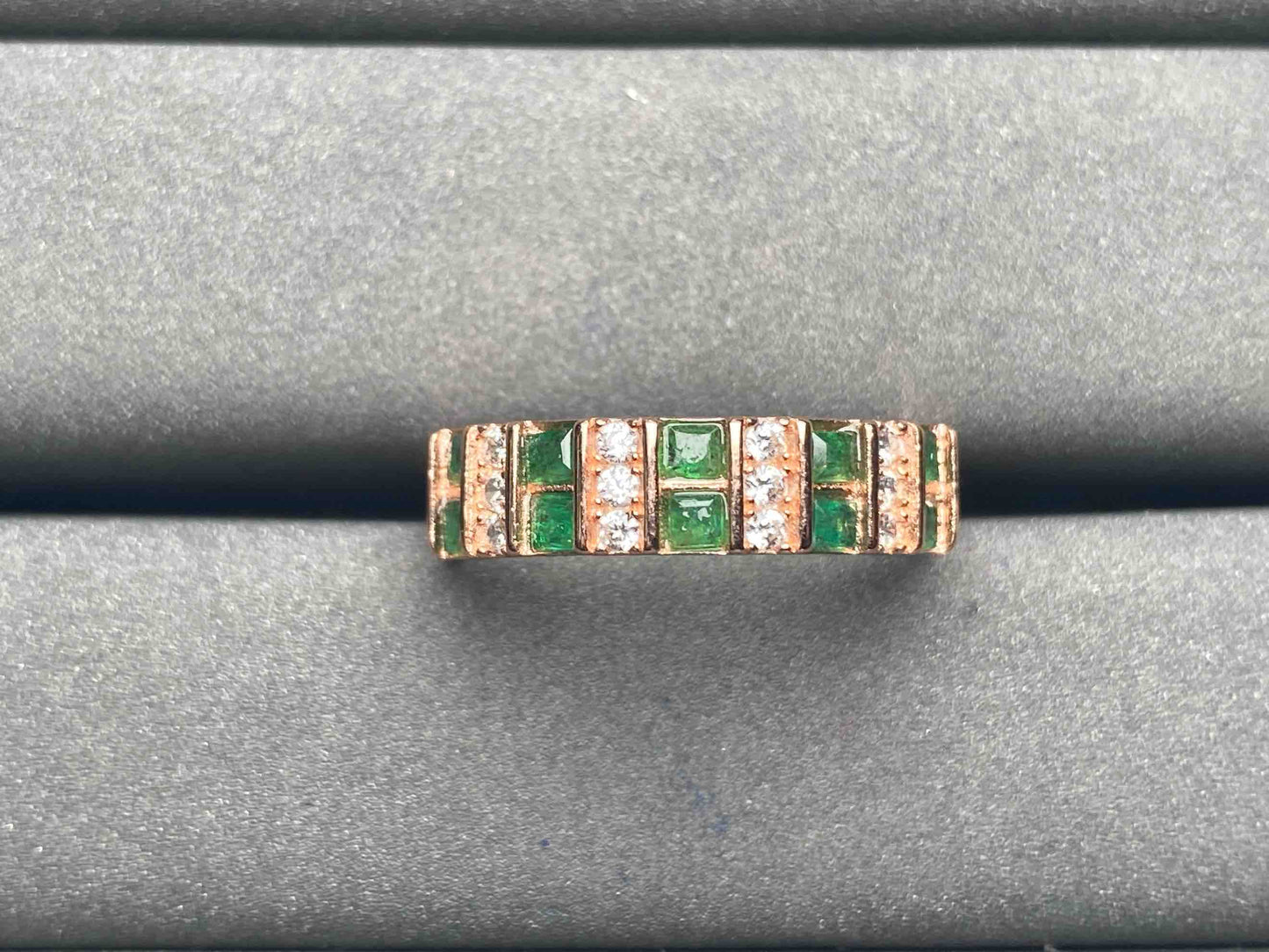 A5603 Emerald Ring