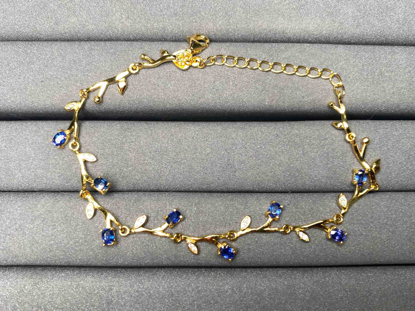 A5619 Blue Sapphire Bracelet