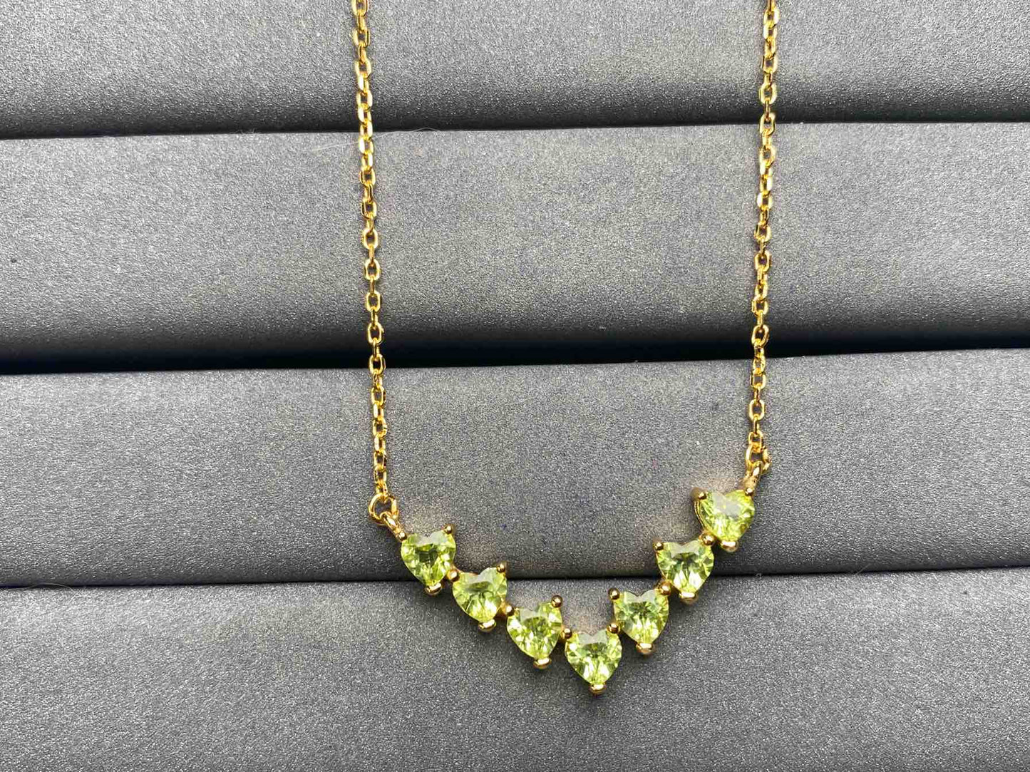 A5642 Peridot Necklace