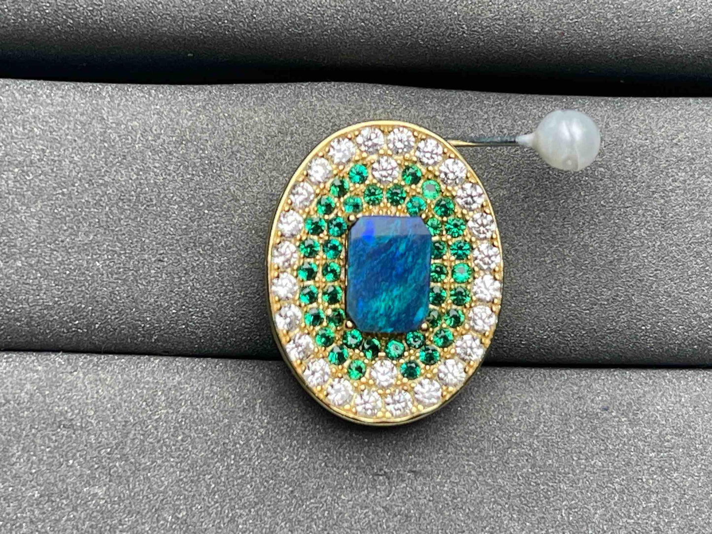 A5681 Opal Pendant