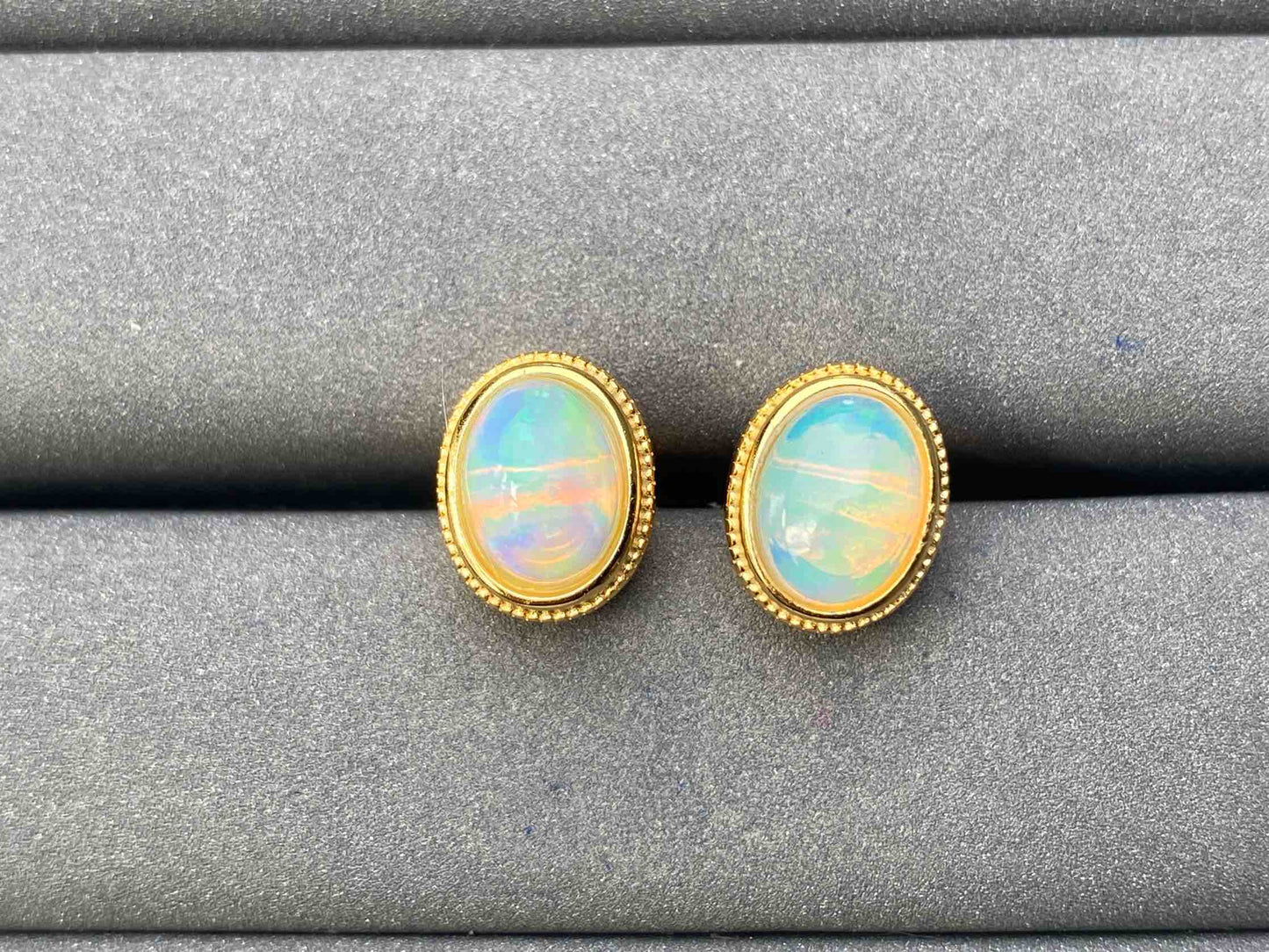 A6023 Opal Earrings