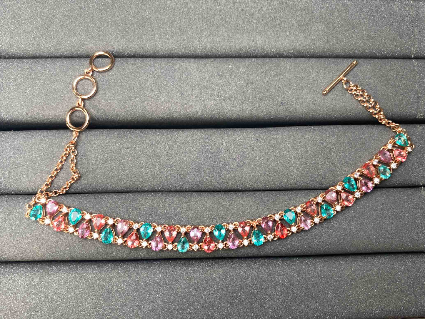 A6070 Topaz Bracelet