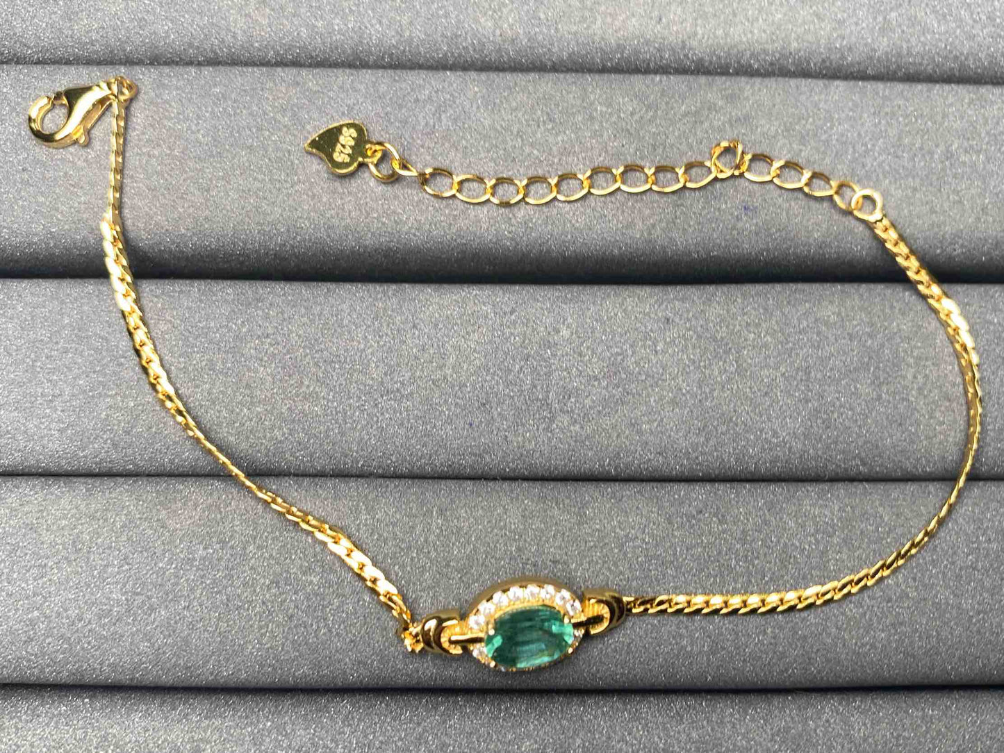 A6148 Emerald Bracelet