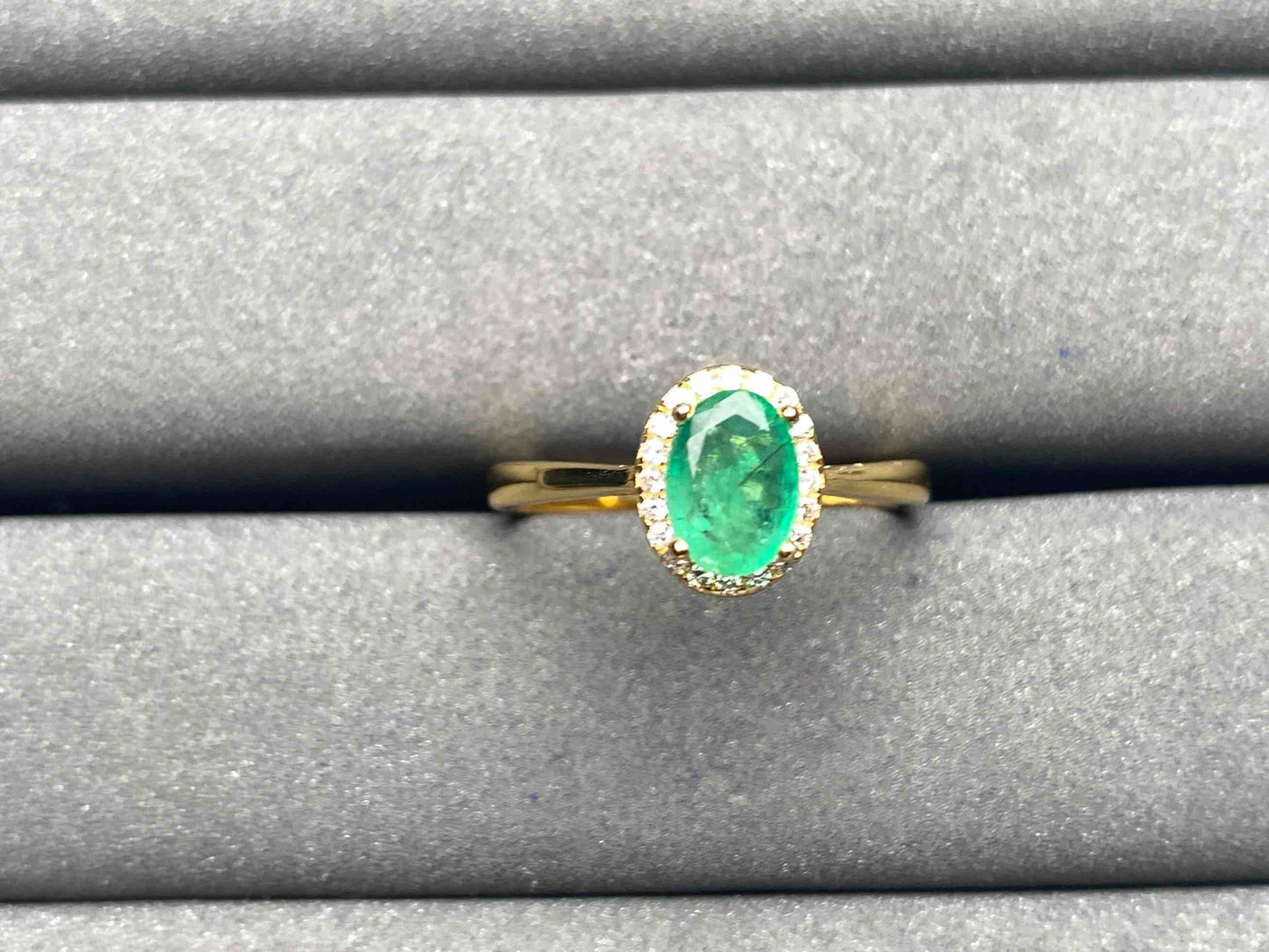 A6158 Emerald Ring