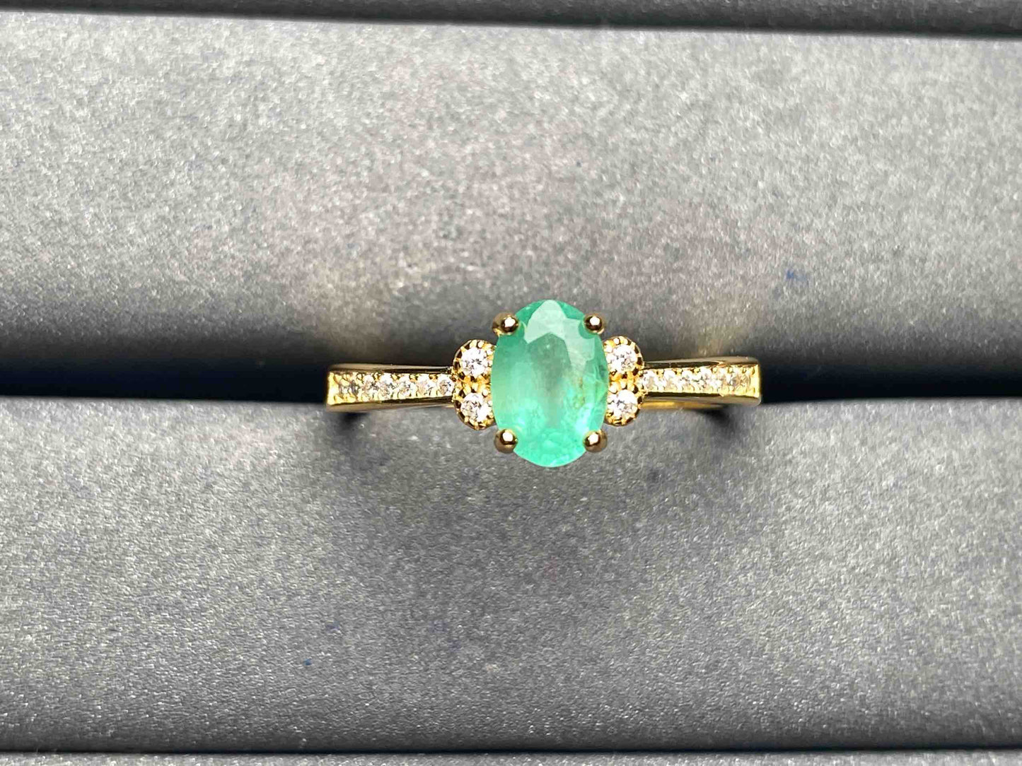 A6183 Emerald Ring