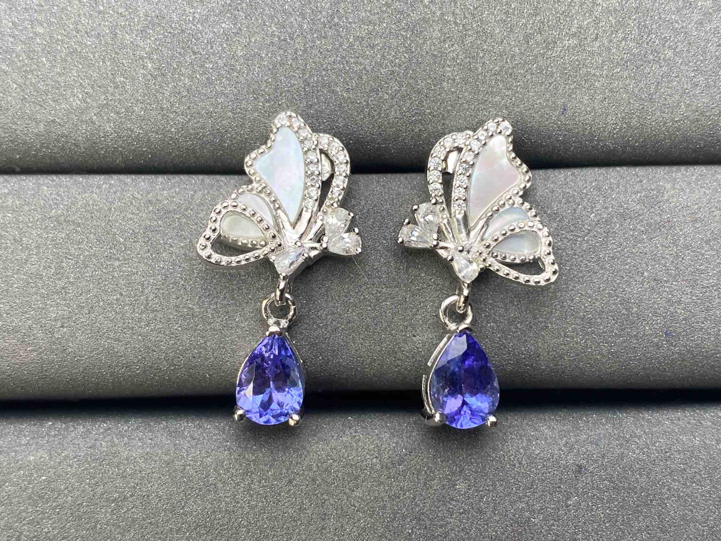 A6245 Tanzanite Earrings
