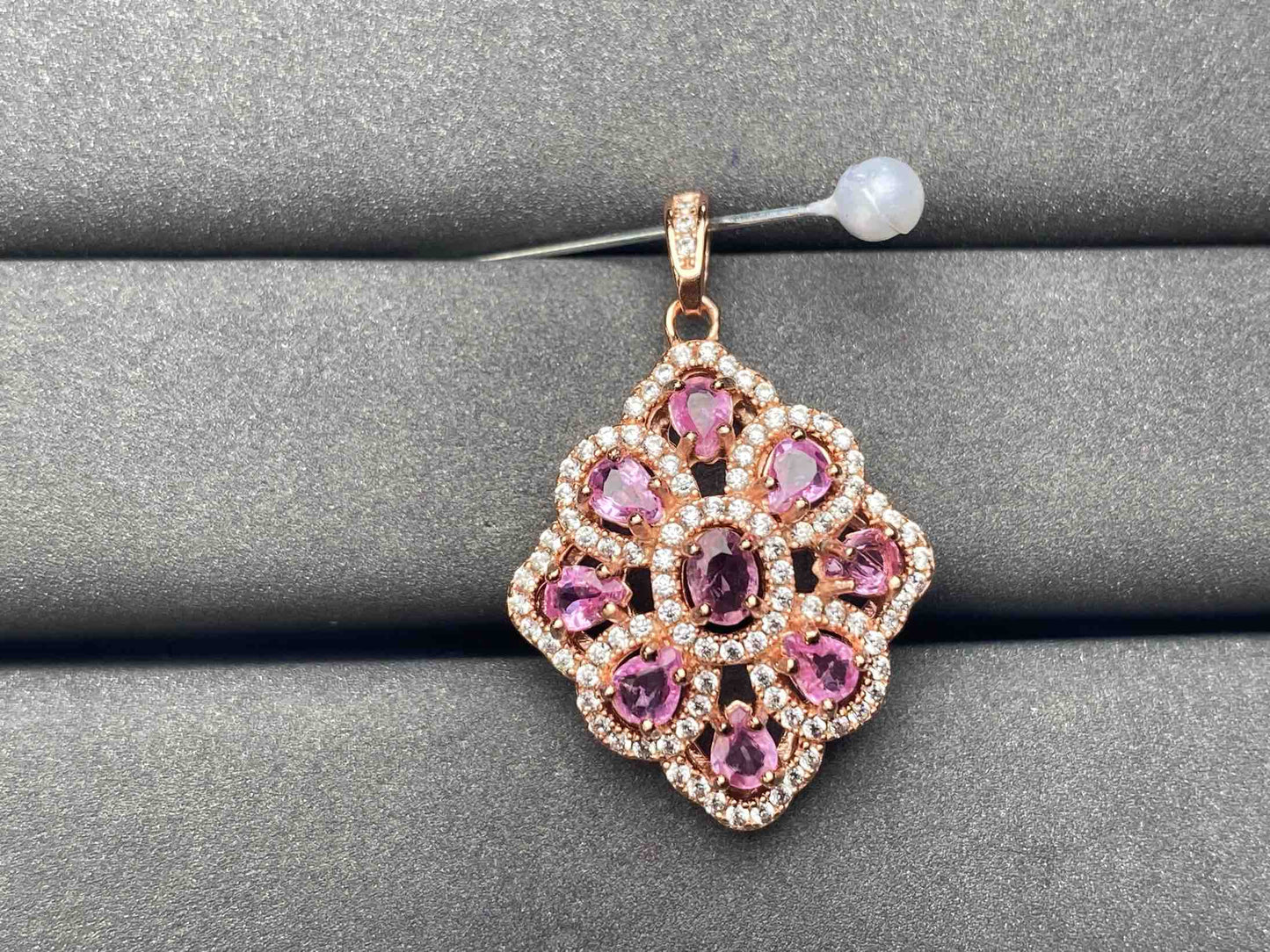 A6288 Pink Sapphire Pendant