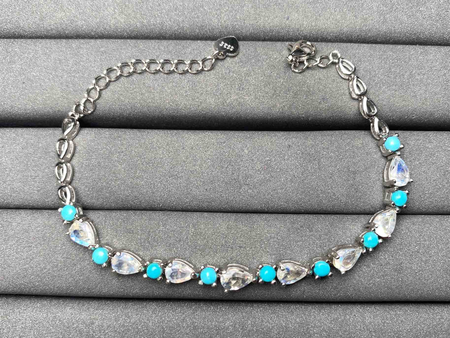 A6317 Turquoise Bracelet