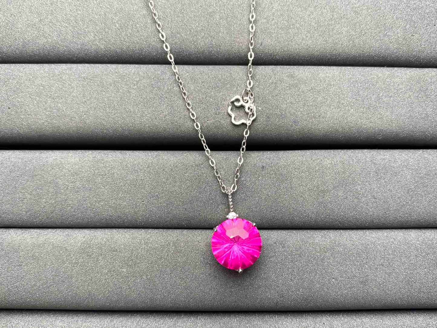 A6334 Topaz Necklace