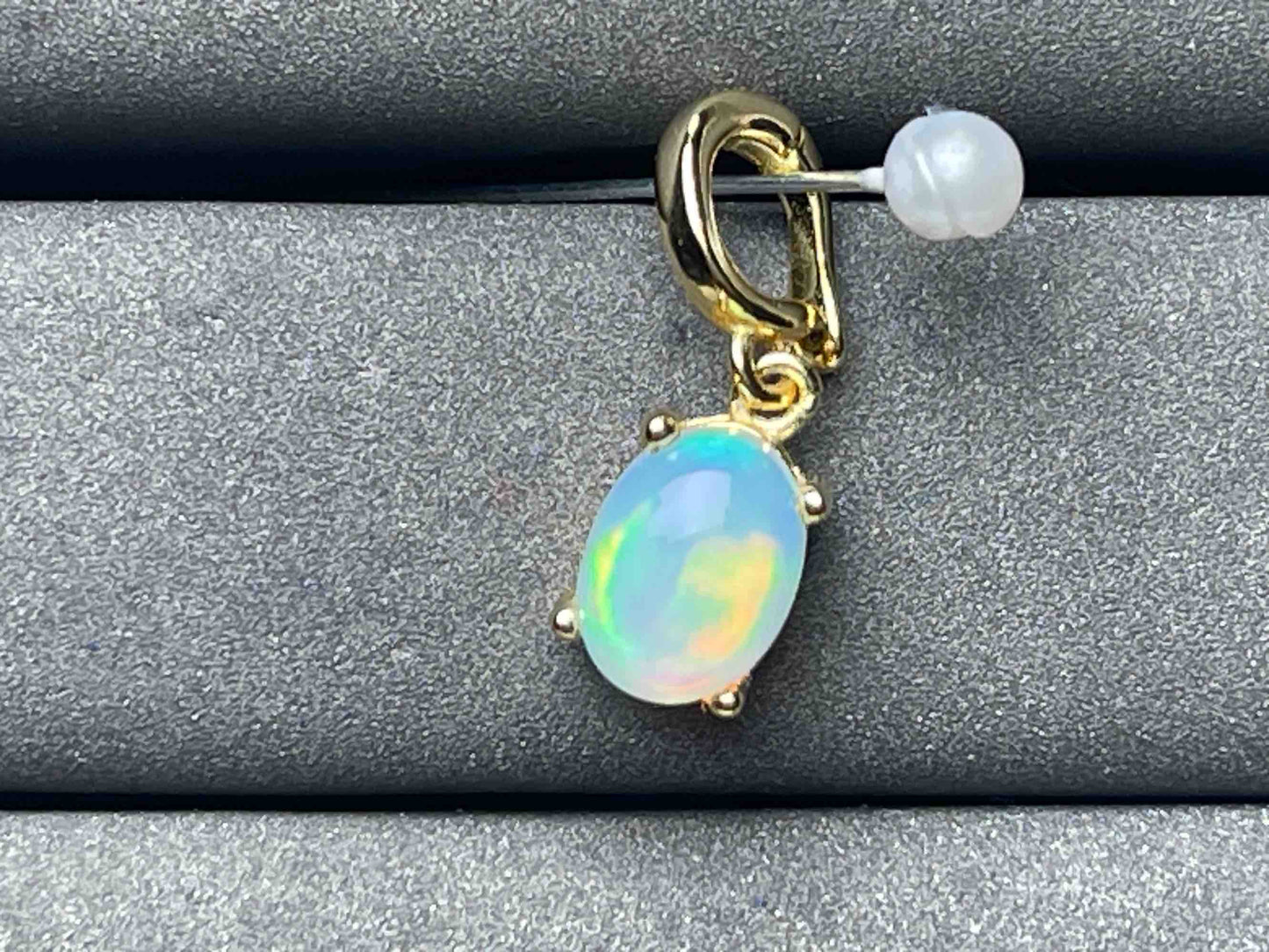 A6495 Opal Pendant