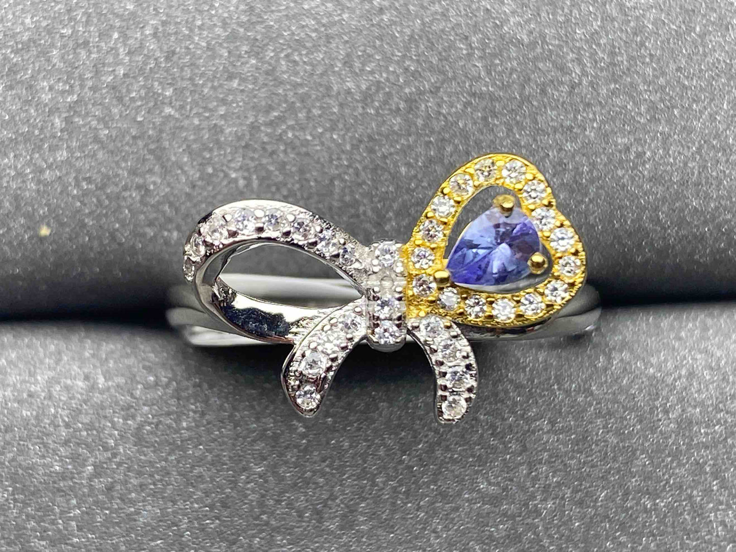 A651 Tanzanite Ring