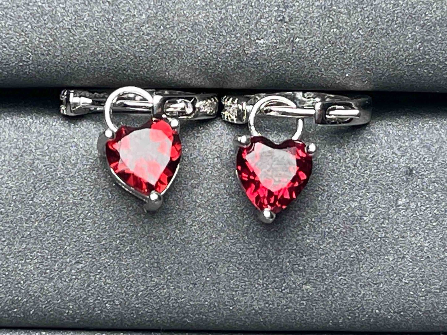 A6517 Garnet Earrings