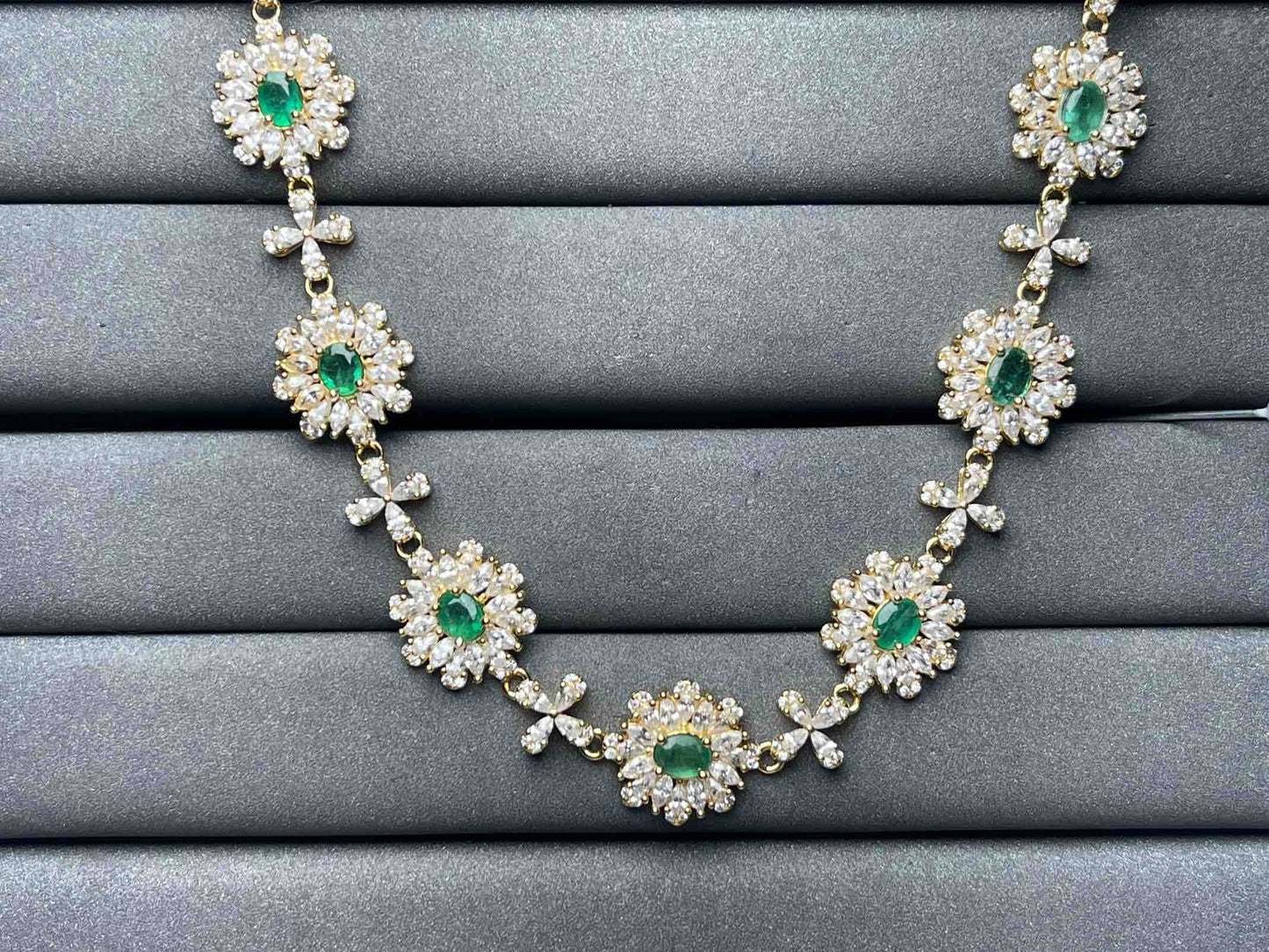 A6520 Emerald Necklace