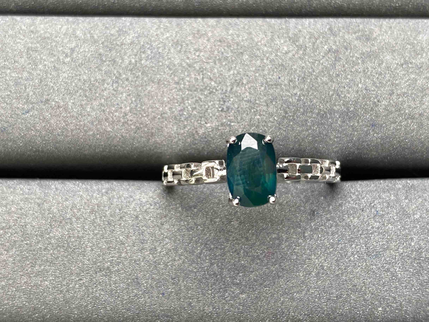 A6563 Teal Sapphire Ring