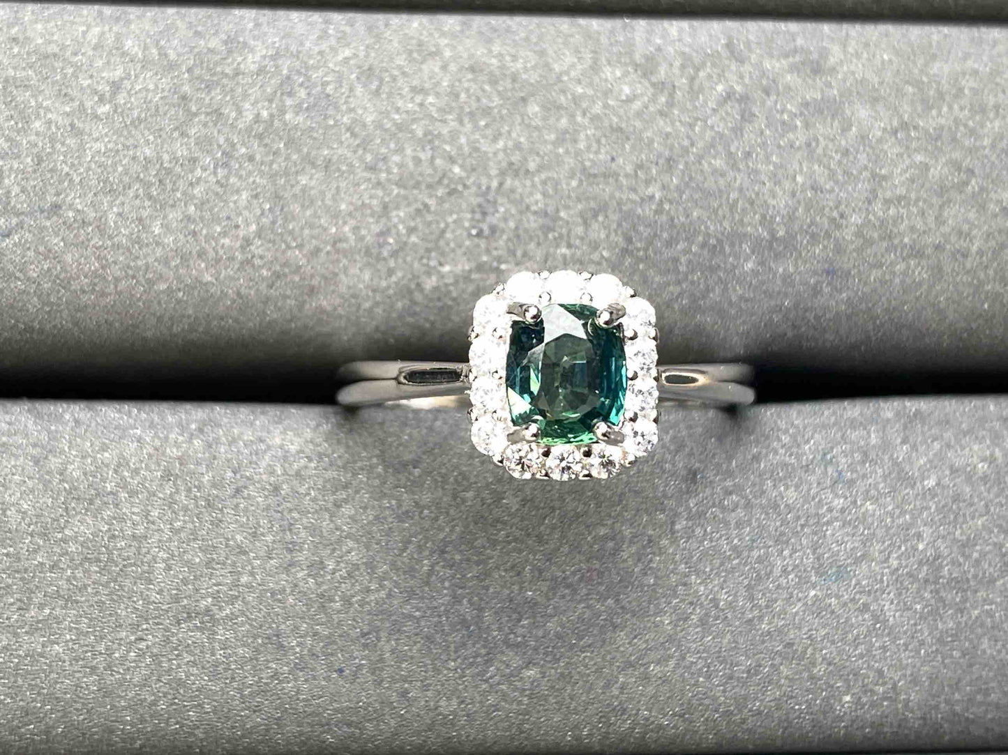 A6583 Teal Sapphire Ring
