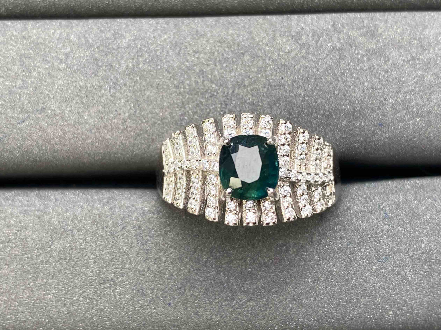 A6590 Teal Sapphire Ring