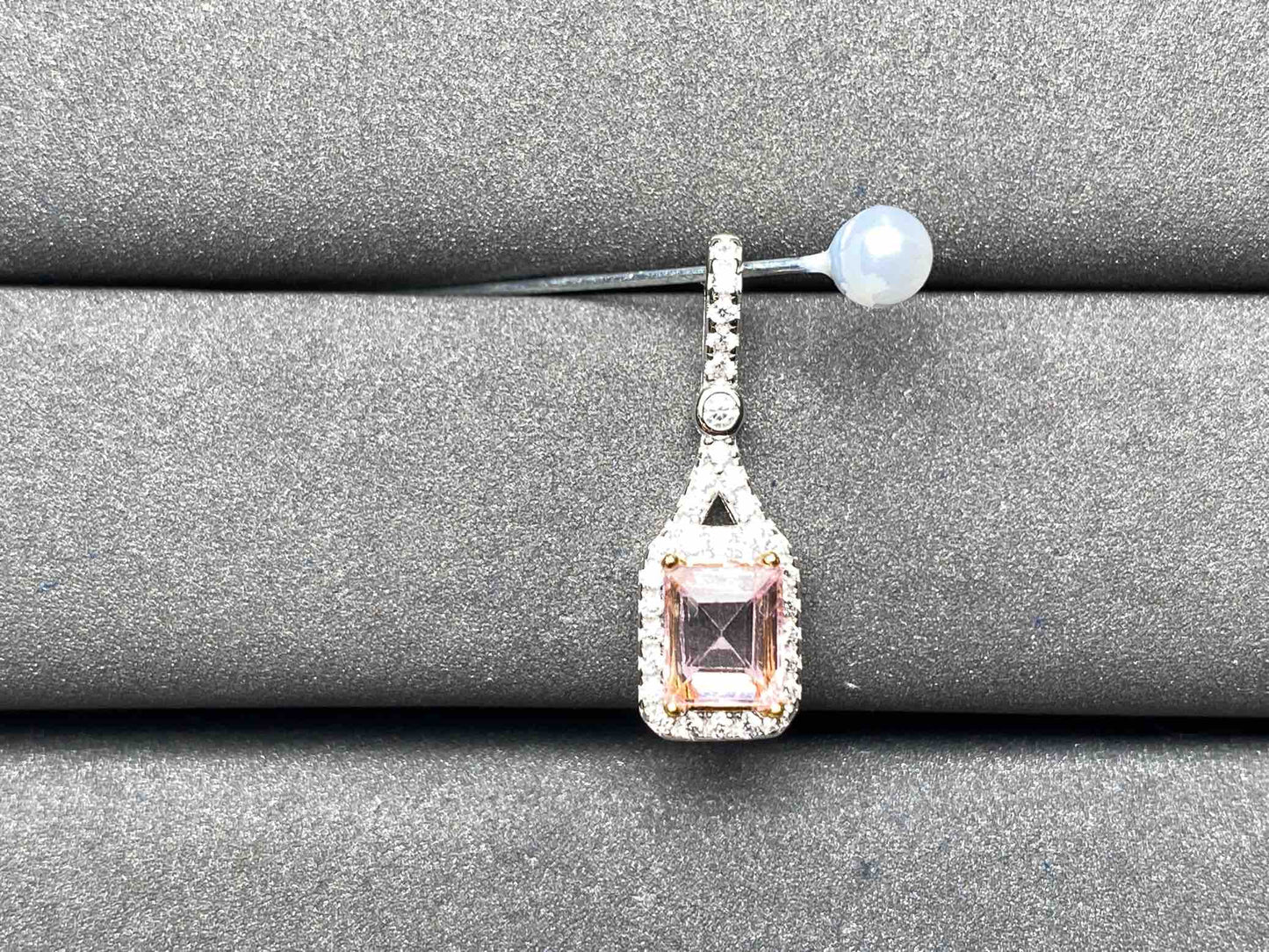 A6635 Spinel Pendant