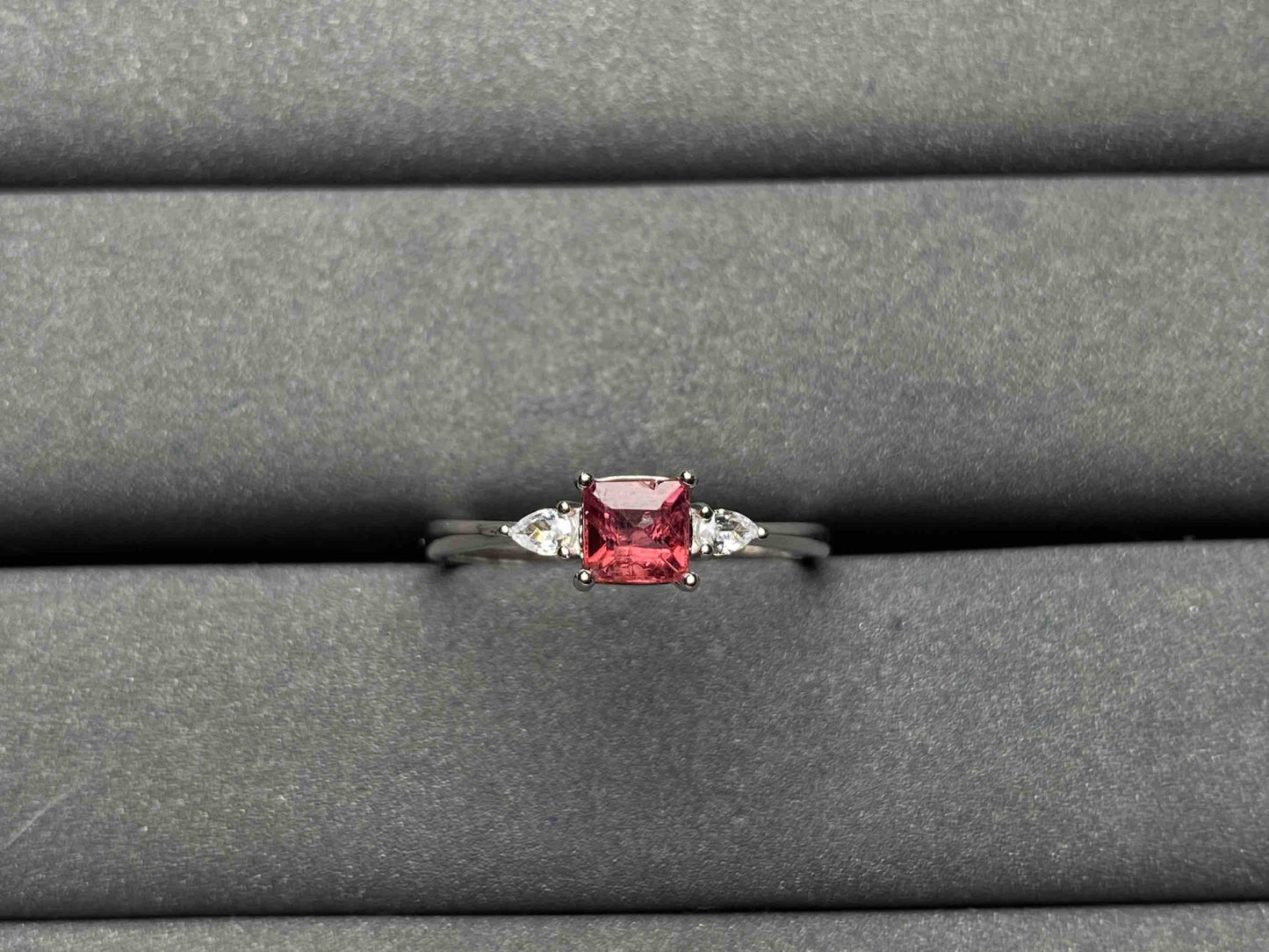 A6657 Spinel Ring
