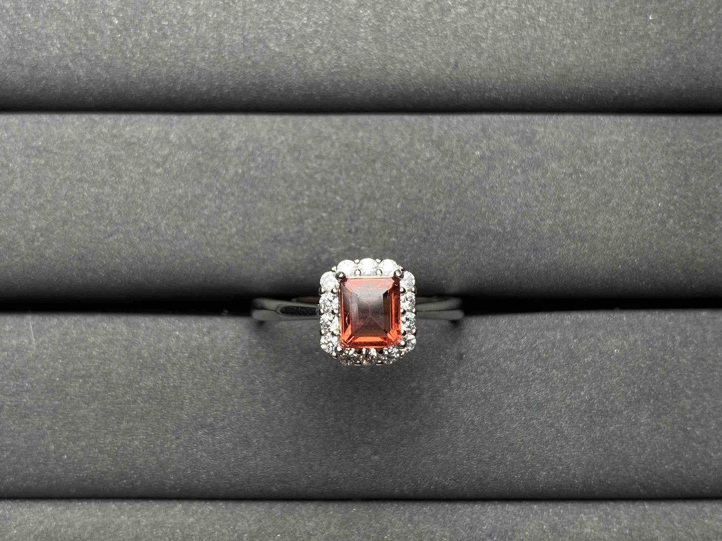 A6665 Spinel Ring