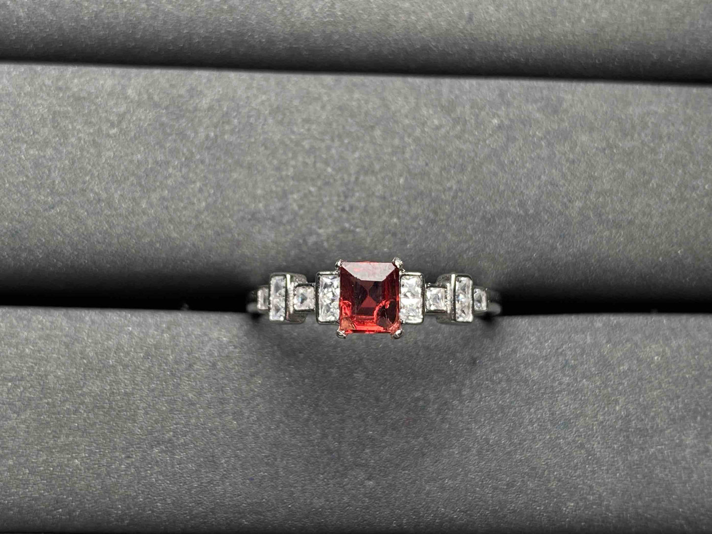A6667 Spinel Ring