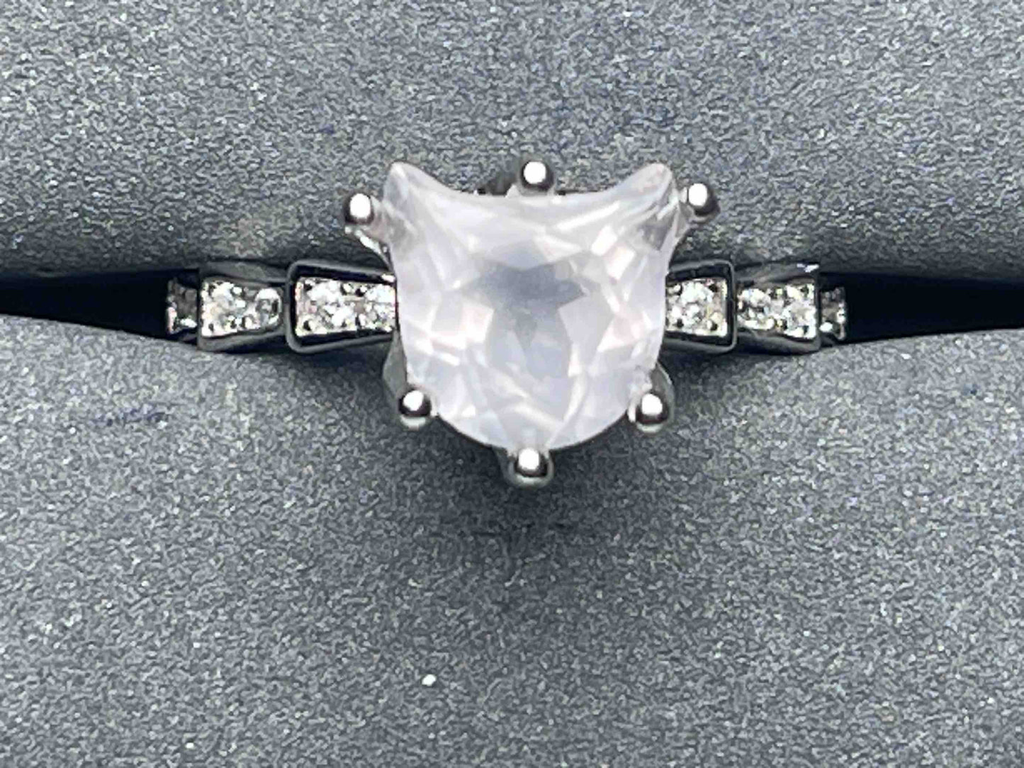 A6716 Rose Quartz Ring