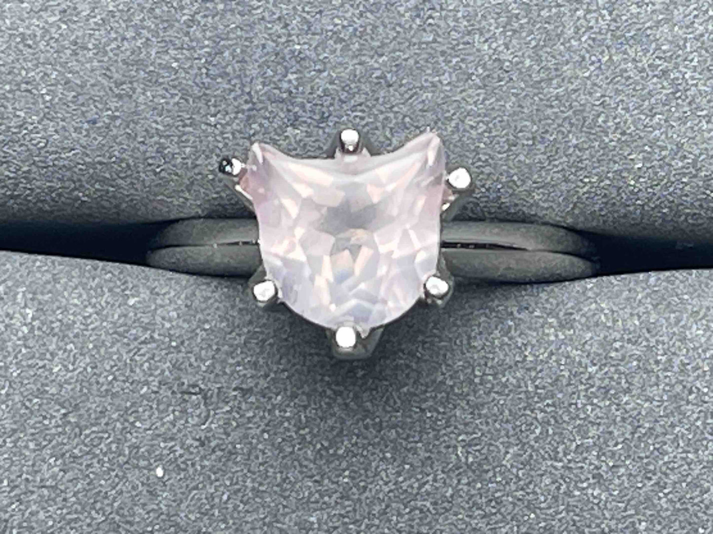 A6718 Rose Quartz Ring