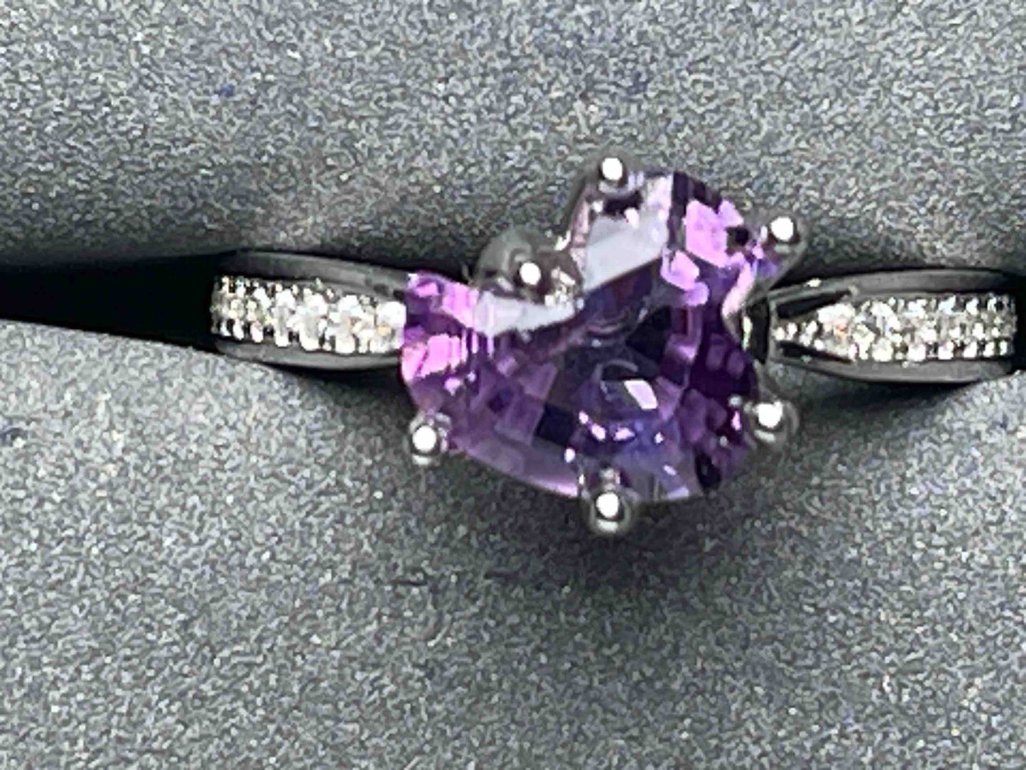 A6724 Amethyst Ring