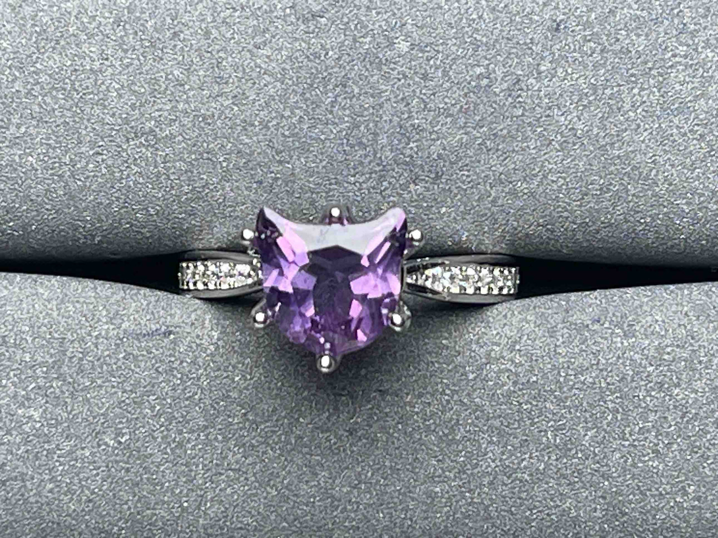 A6726 Amethyst Ring