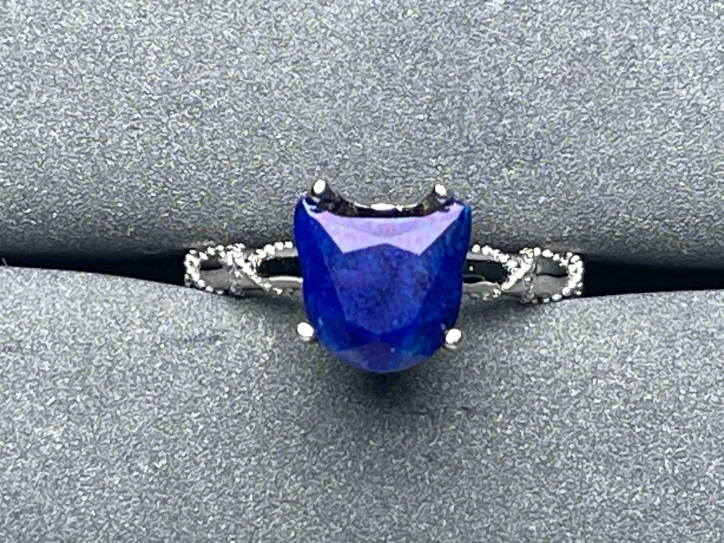 A6727 Lapis lazuli Ring