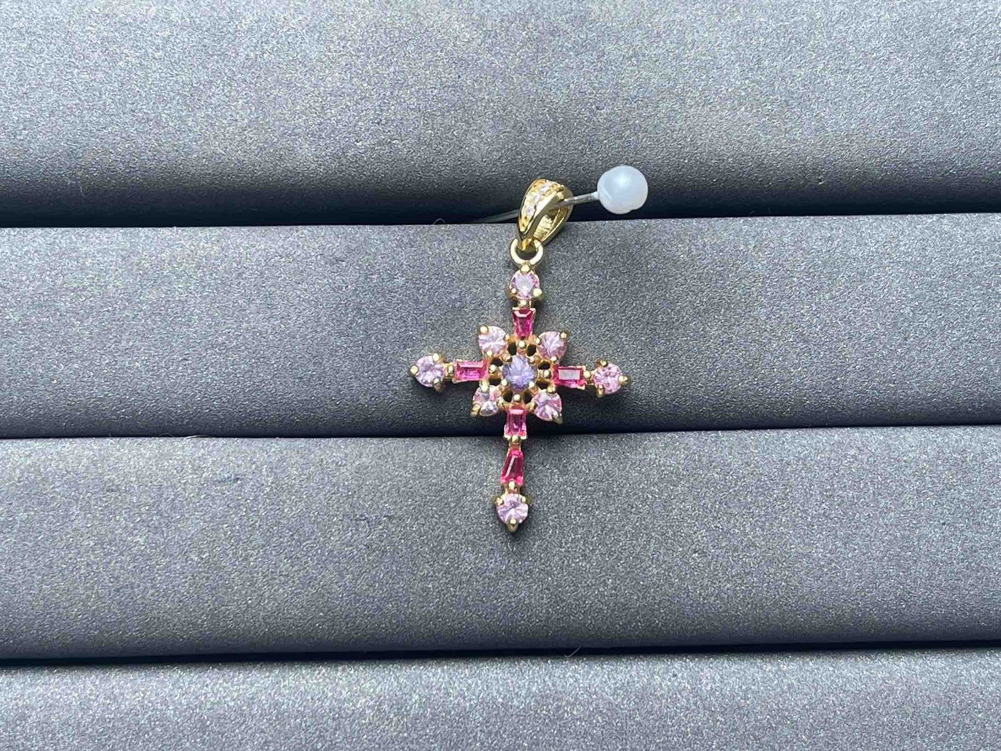 A6806 Pink Sapphire Pendant