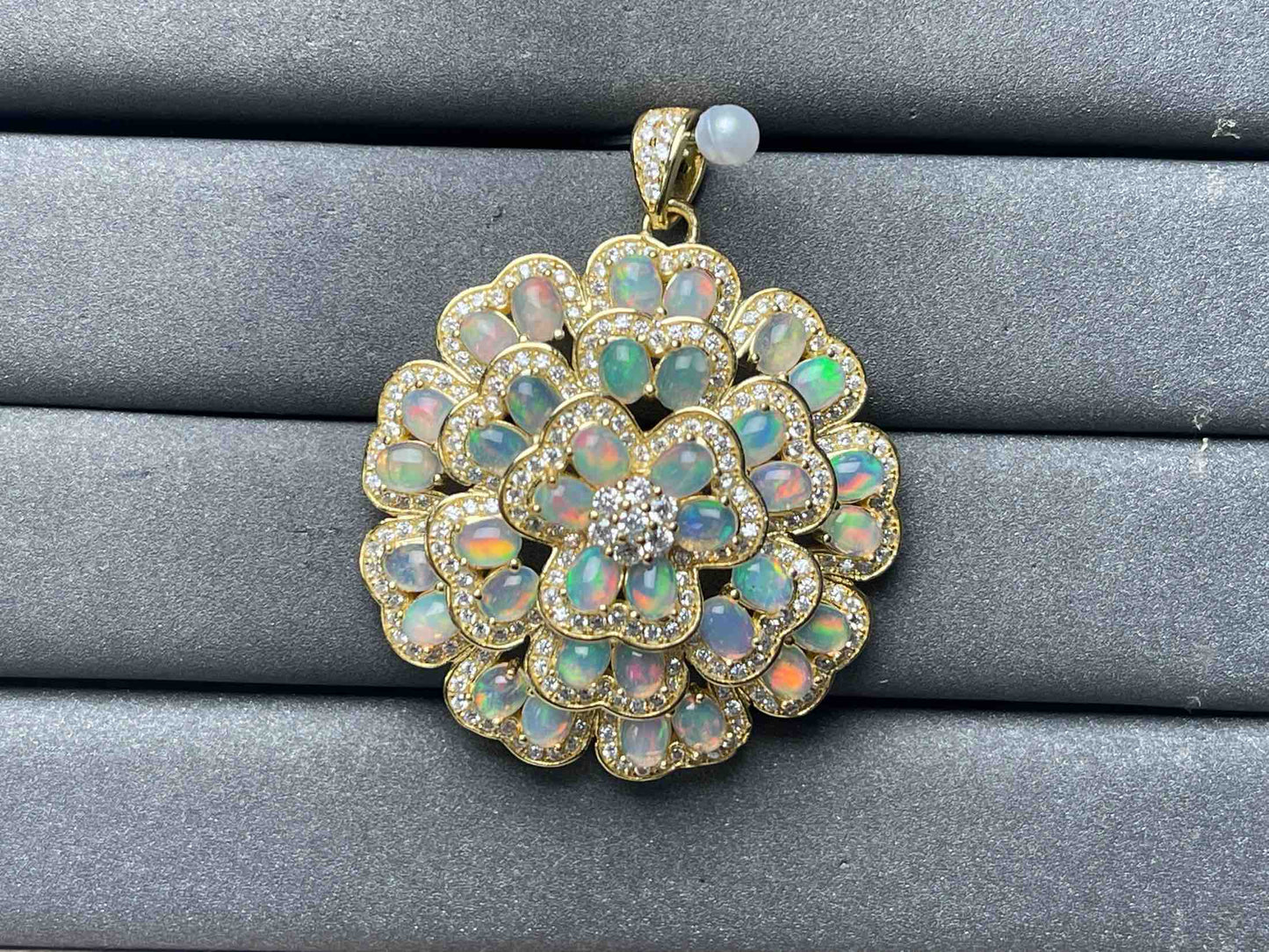 A6867 Opal Pendant
