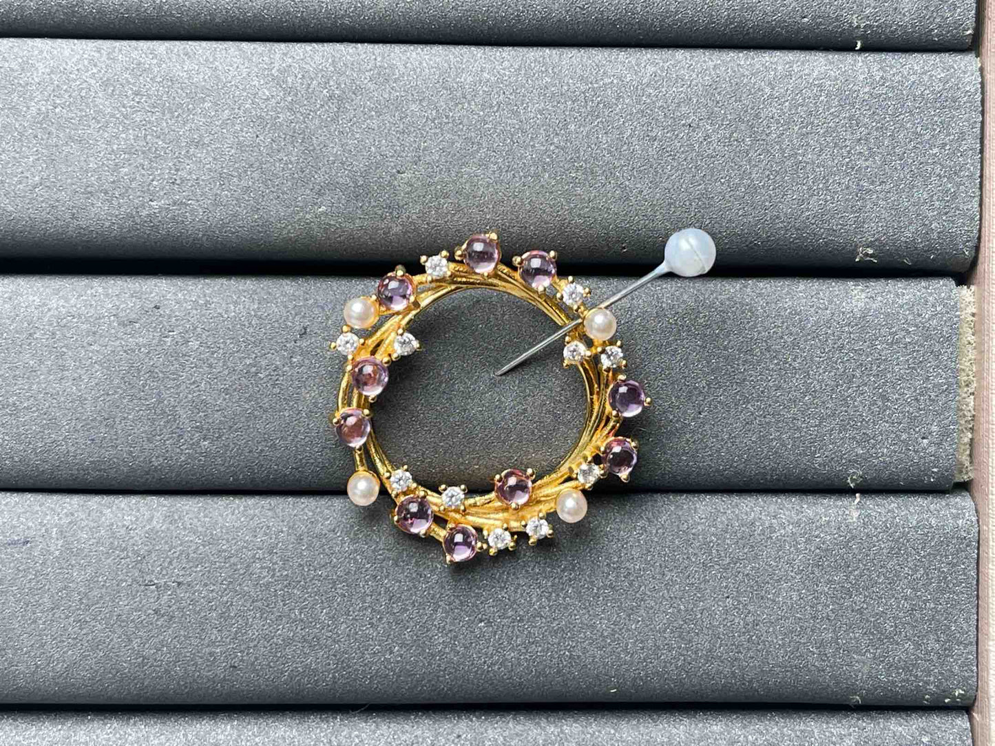 A6875 Sapphire Pendant