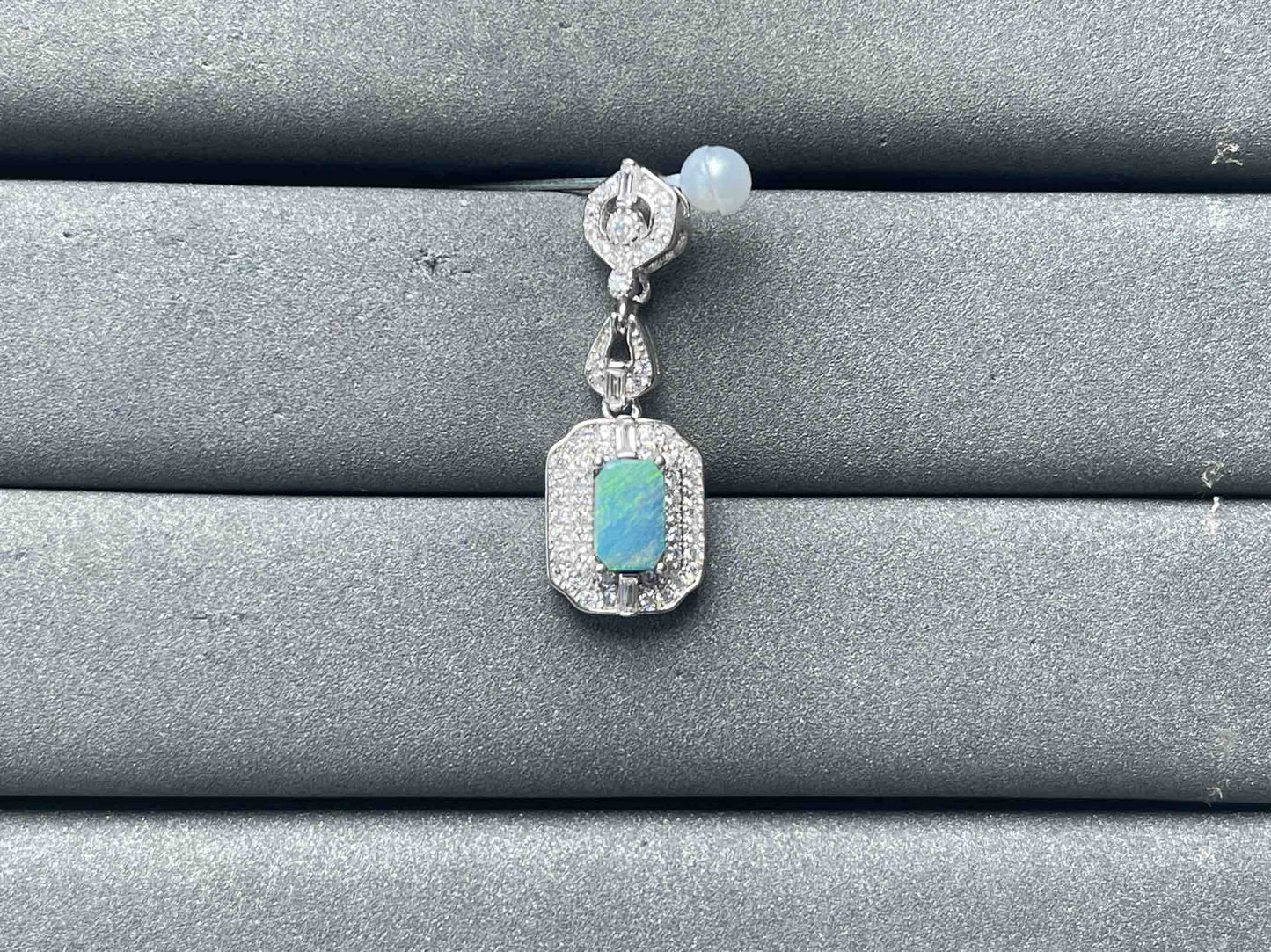 A6926 Opal Pendant