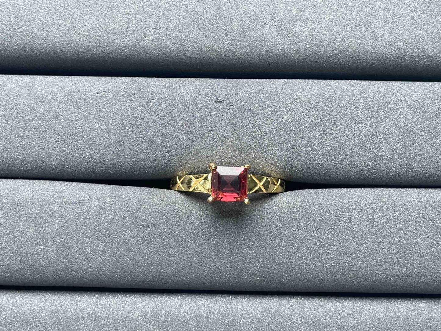 A6948 Spinel Ring