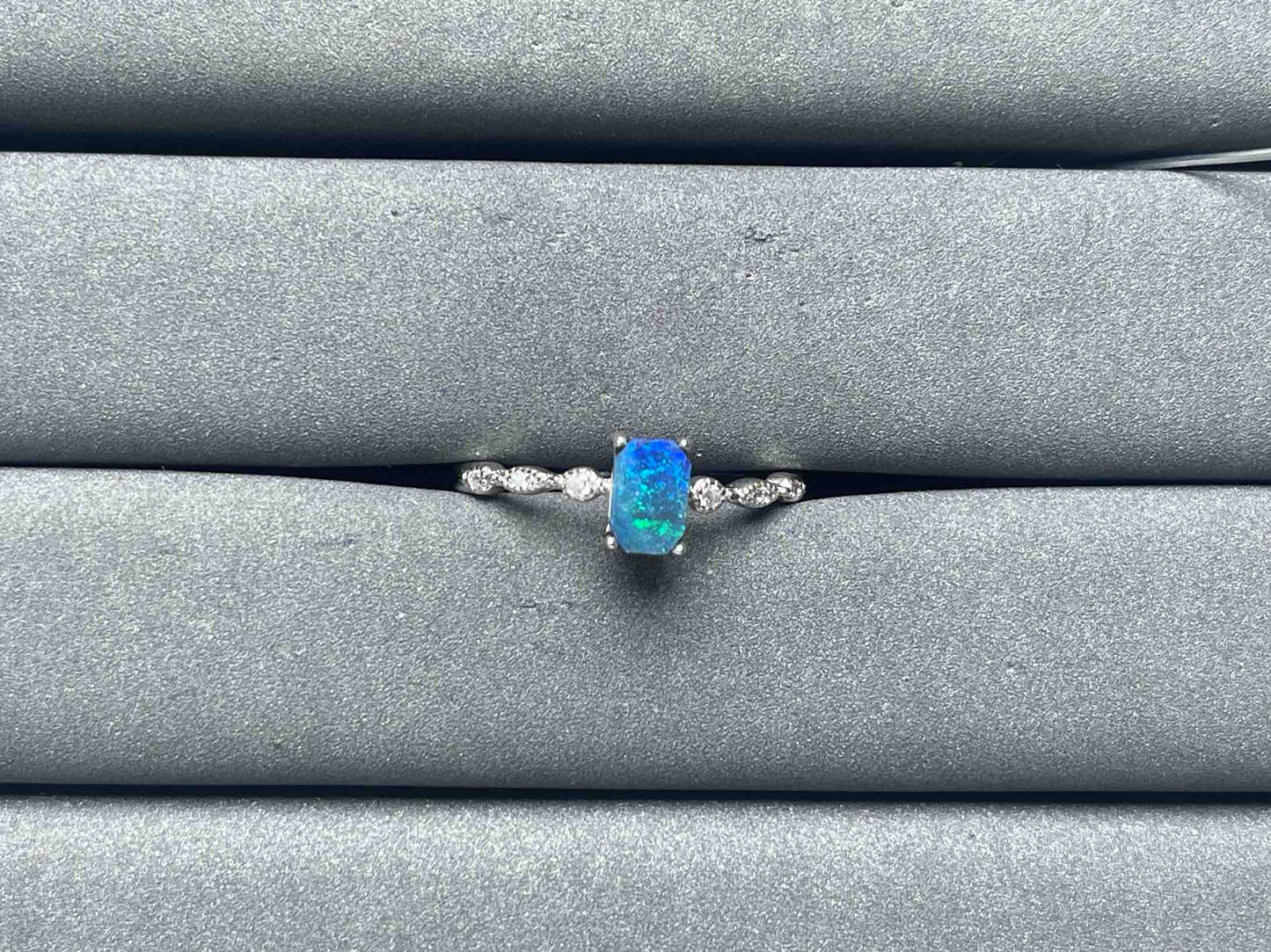 A6977 Opal Ring