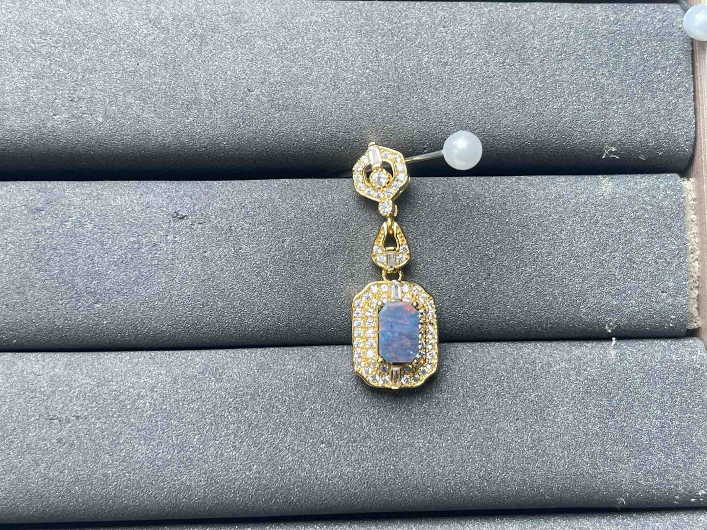 A6991 Opal Pendant