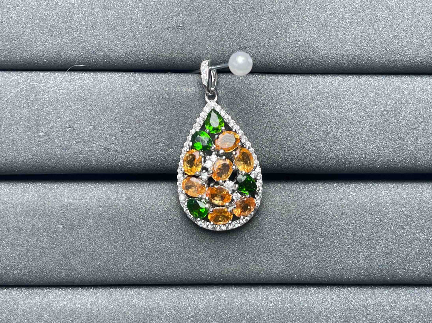 A7013 Diopside Pendant