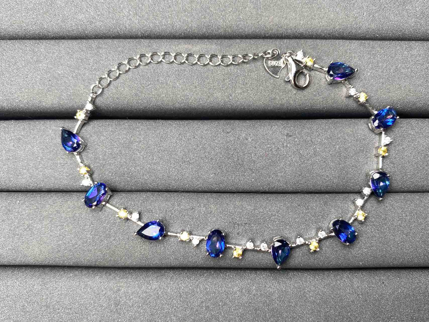 A7221 Topaz Bracelet