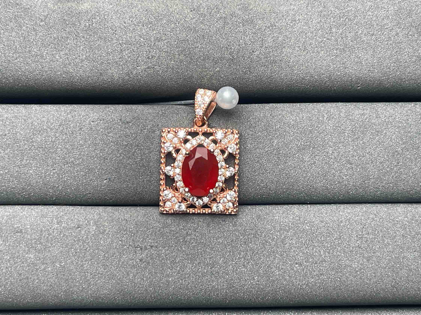 A7258 Carnelian Pendant