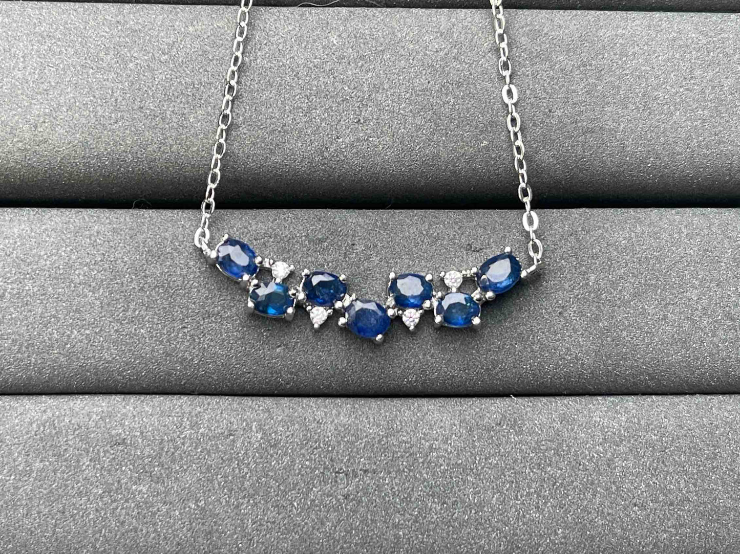 A7482 Sapphire Necklace