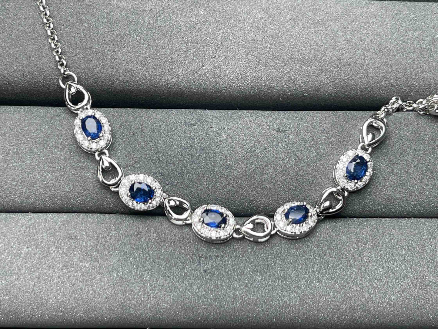 A7495 Sapphire Bracelet