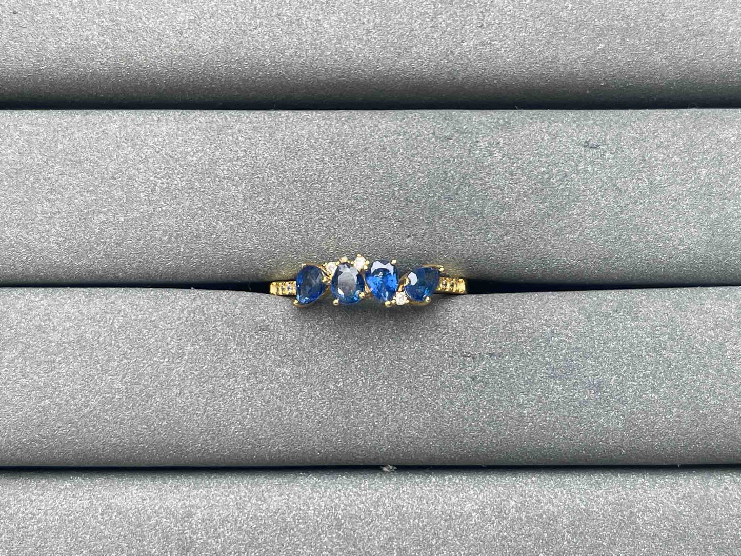 A7513 Sapphire Ring
