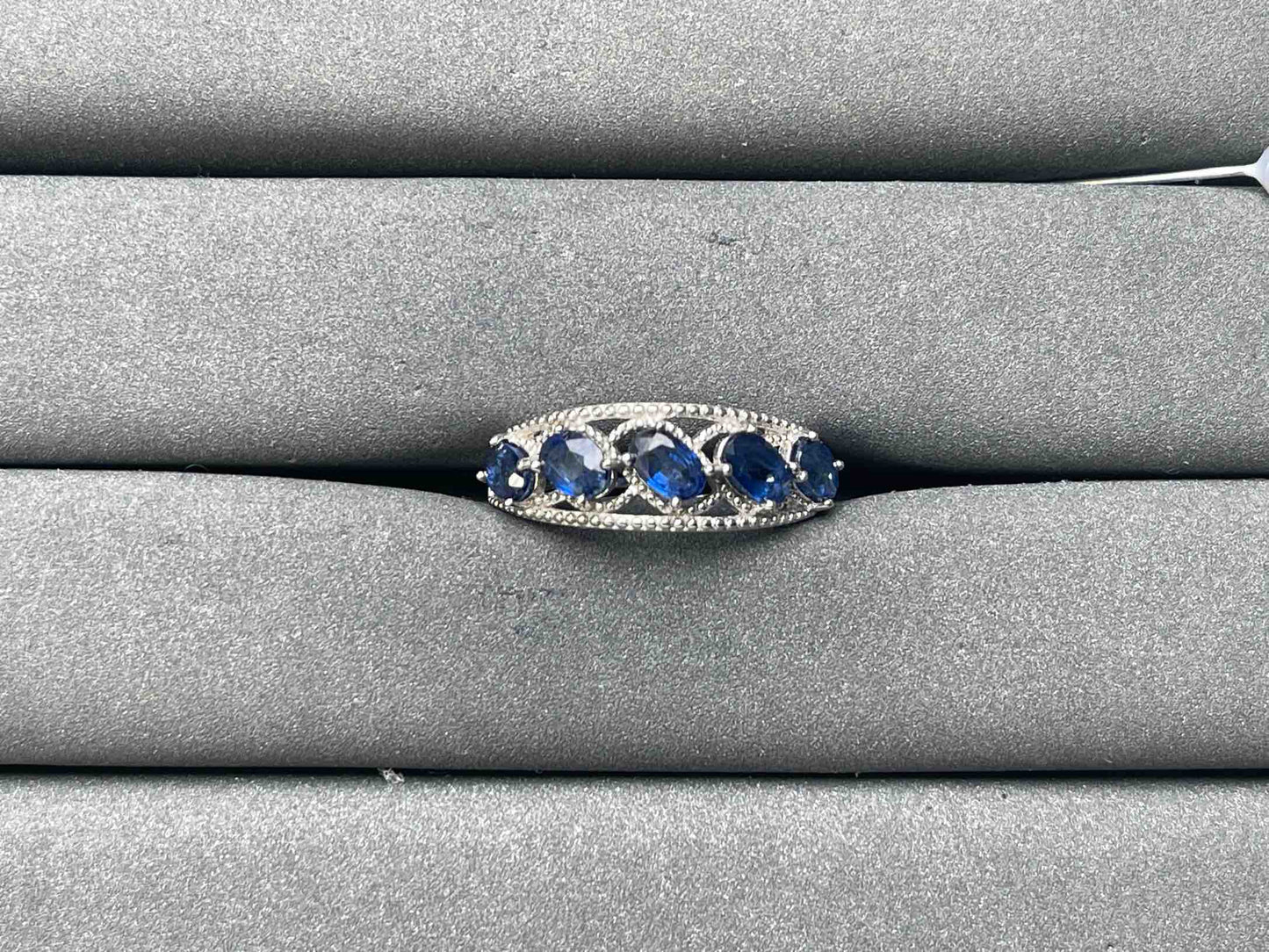 A7525 Sapphire Ring