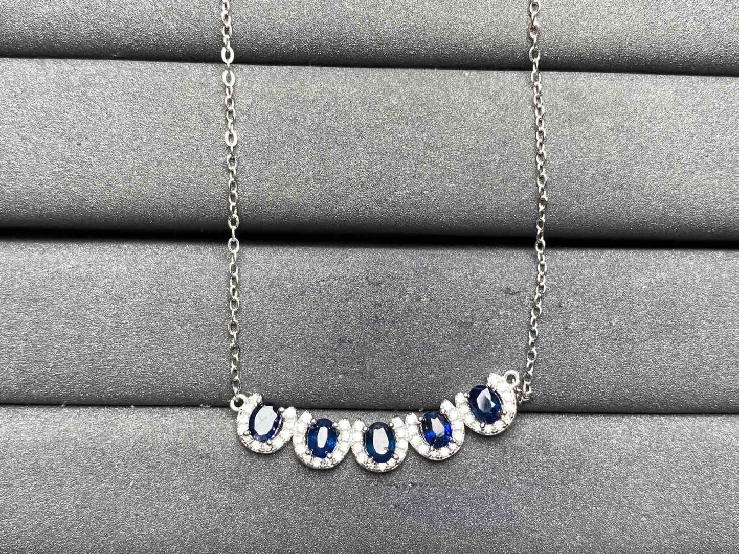 A7902 Blue Sapphire Necklace