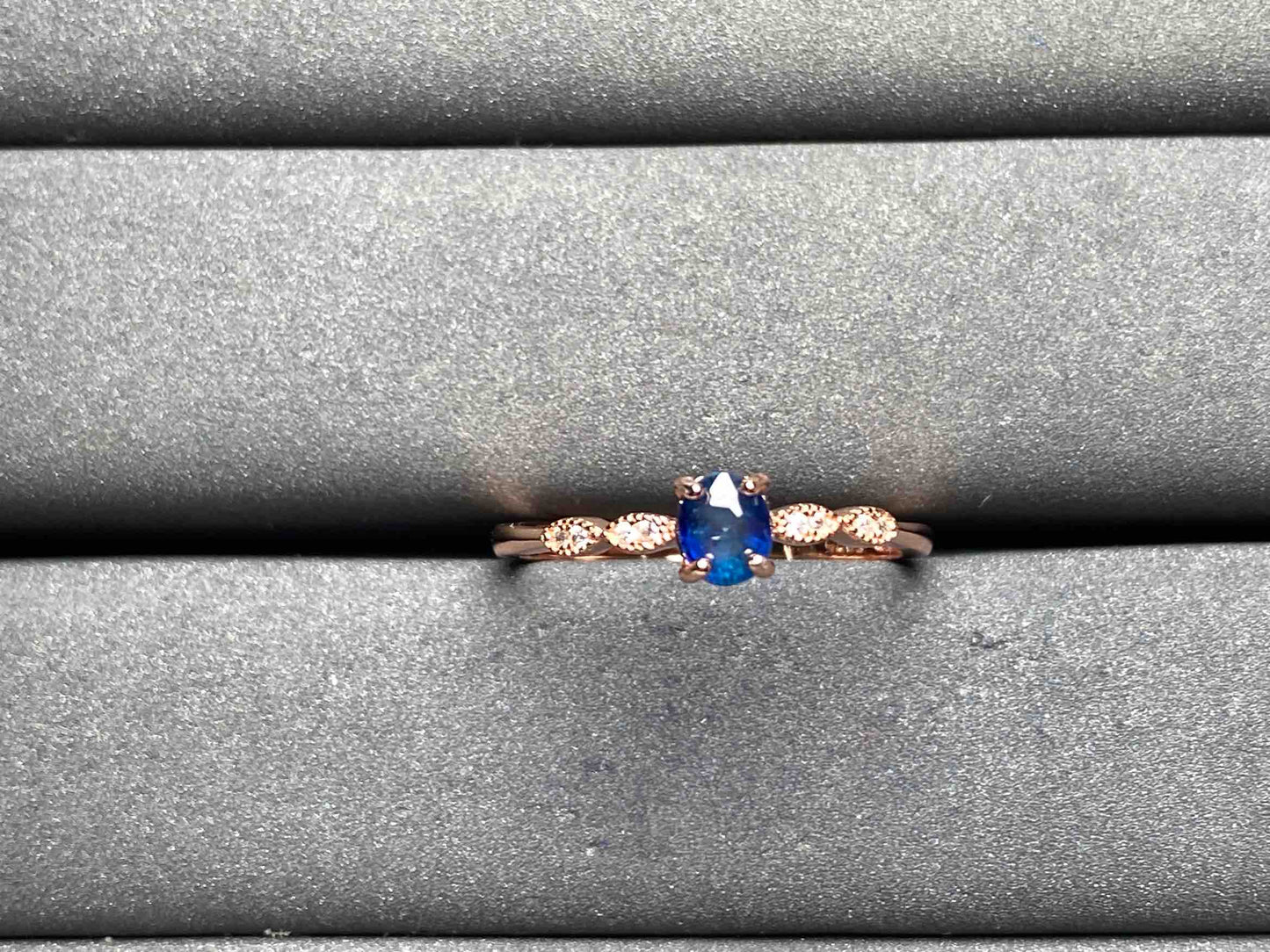 A7944 Blue Sapphire Ring