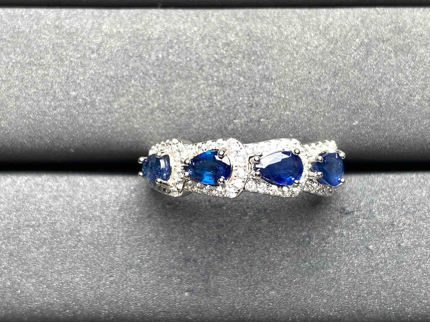 A7951 Blue Sapphire Ring