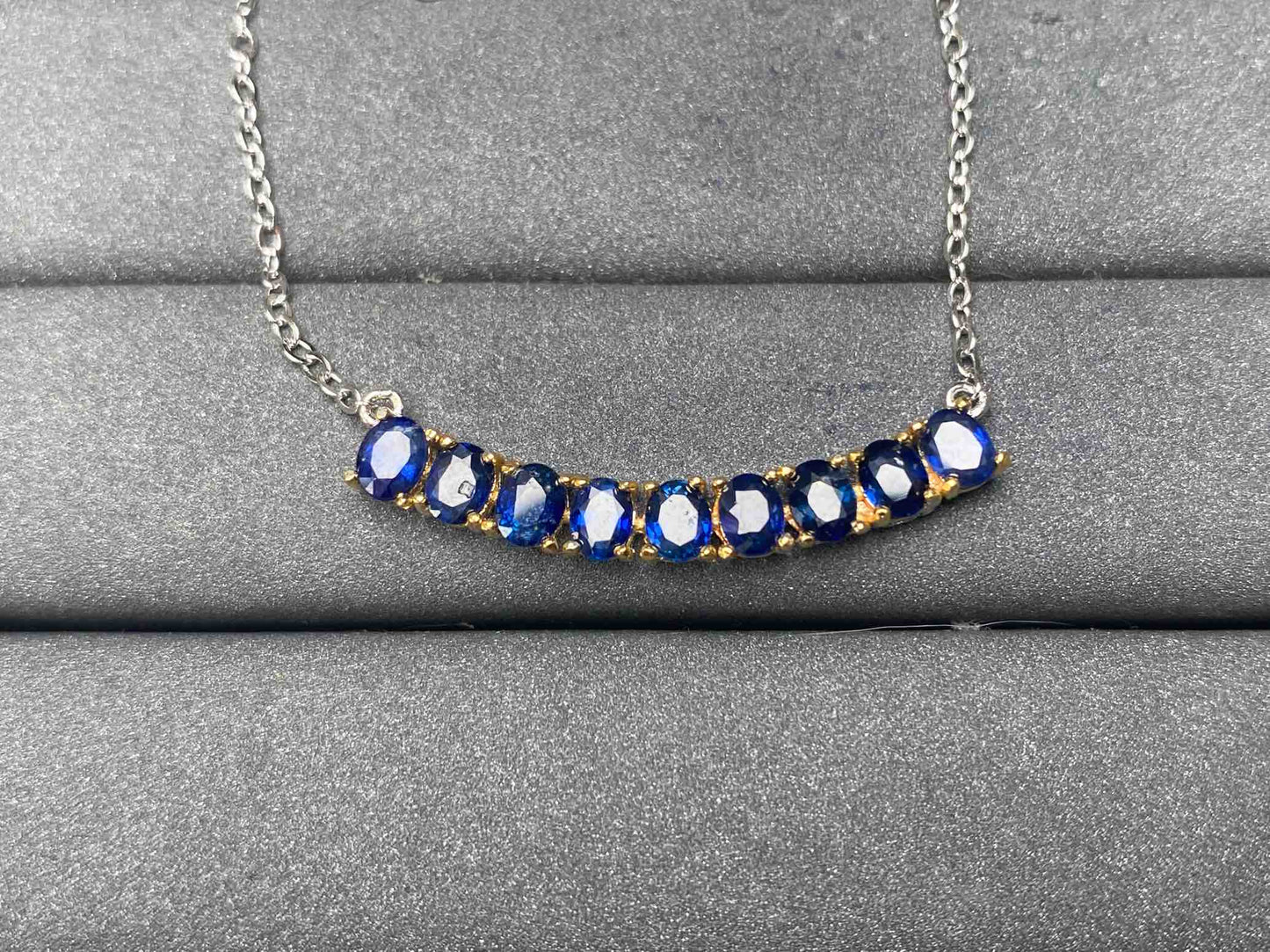 A7961 Sapphire Necklace