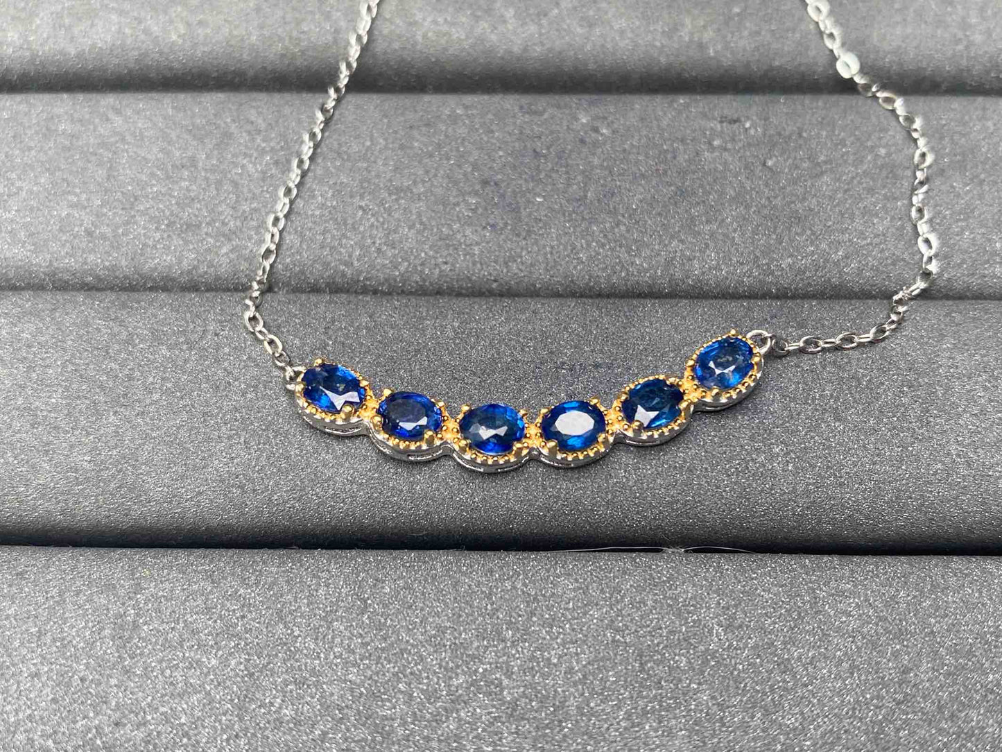 A7964 Sapphire Necklace