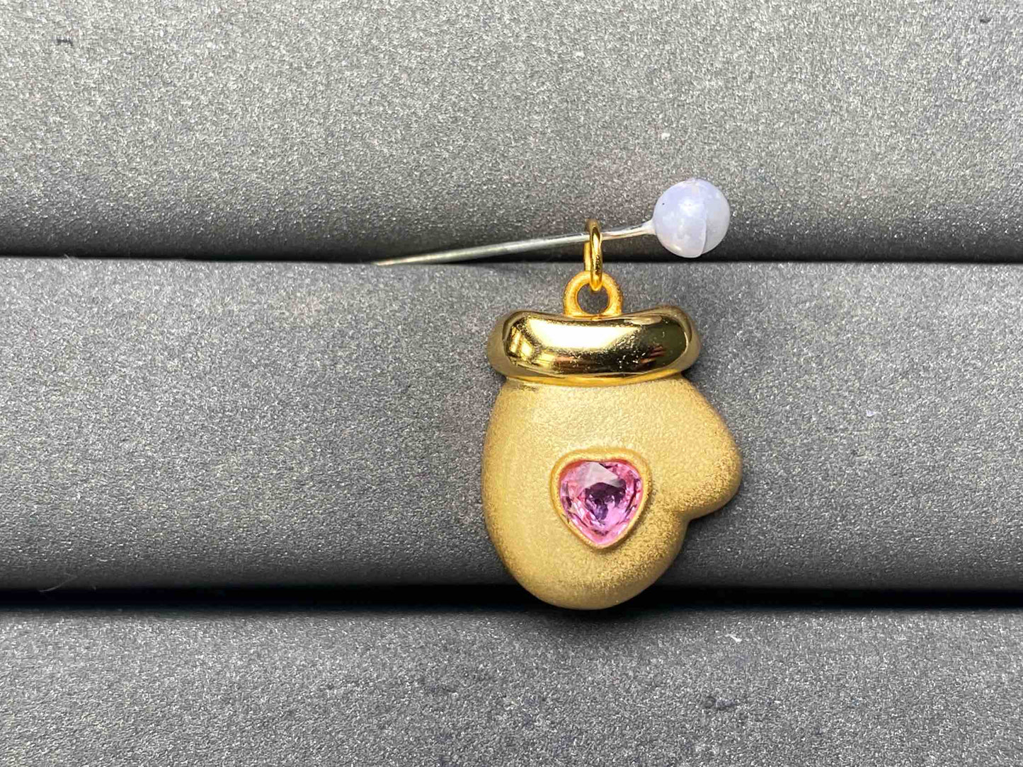 A8046 Sapphire Pendant