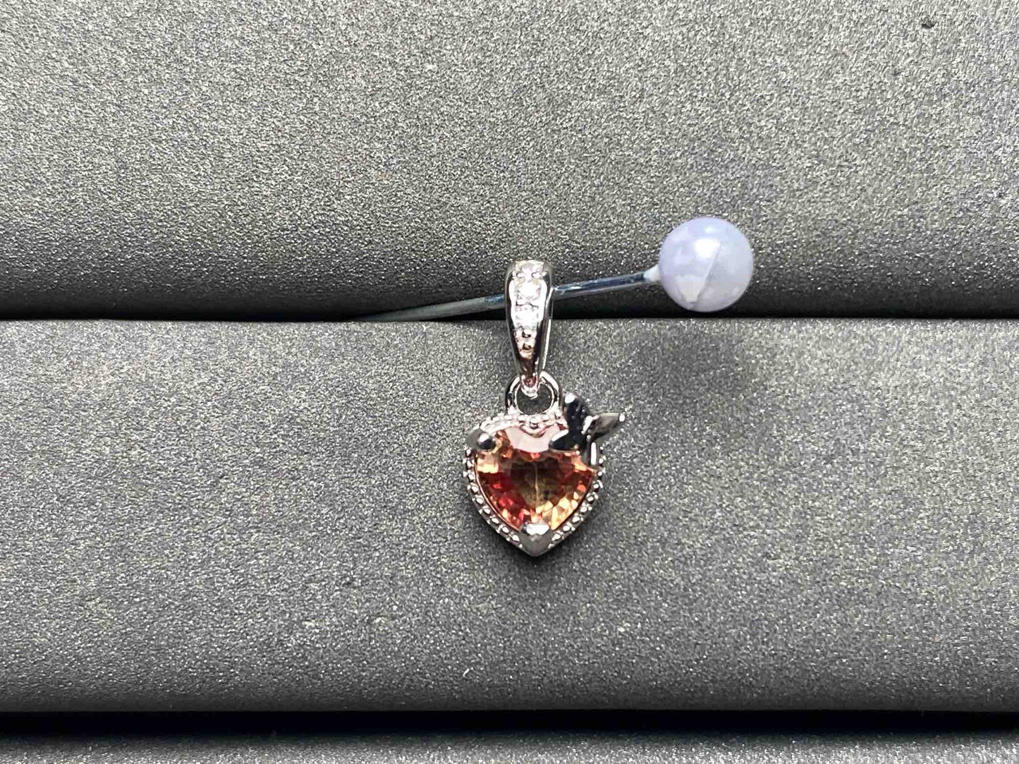 A8087 Spinel Pendant